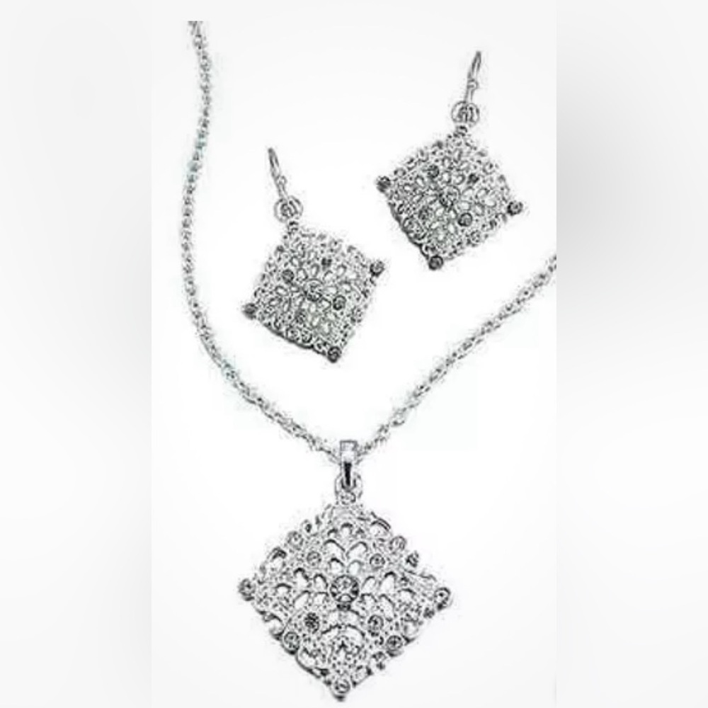 Avon Earrings & Necklace Set Silvertone with Rhinestones Marie Sophie NEW in BOX